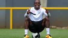 Лудогорец отсвири Кажу, разни мениджъри злоупотребяват