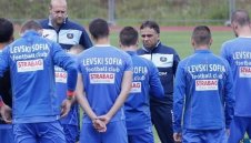 Левски - Витоша Бистрица 2:0 (по минути)