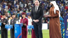 Инфантино се притесни за Мондиал 2022