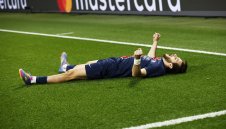 ПСЖ обърна Астън Вила и докосва 1/2-финалите в ШЛ