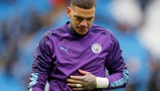 Проблем! Сити излиза в Мърсисайд без титулярния си вратар