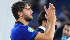 Арсенал е в сериозна битка с Юве за италиански национал