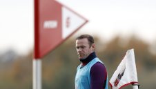 Руни отказал огромни пари от Китай през лятото