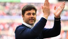 Поч вече взима над 8 милиона паунда