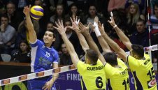 Фенербахче смаза Левски с 3:0 за CEV