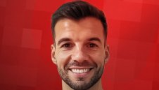 ЦСКА 1948 няма спирачки! Подсили се с опитен флангови щурмовак