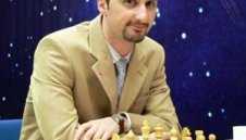 Водят Топалов на пикник в Елиста
