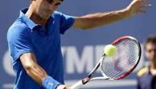 Жустин Енен и Роджър Федерер с лесни победи на старта на US Open