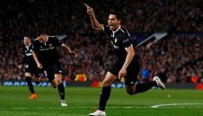 Кошмарът на Юнайтед вкарва колкото Роналдо в Шампионска лига