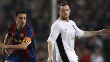 Шави: Руни трябва да играе като халф