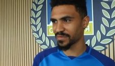 Унтонджи не е чуплив дългуч, а мъжко момче