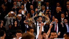 Забележително! Алвеш спечели 32-ри трофей и вече е №3