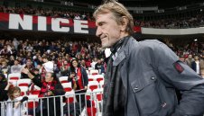 Новият бос на Юнайтед не иска пари 