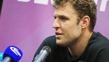 Хюстън, имаме проблем: Везенков и Сакраменто ядоха здрав пердах