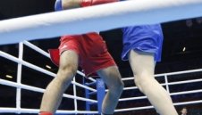 Малката кобра тресна китаец и е на 1/4 финал в Лондон