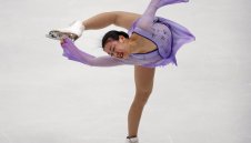 Великолепната Мао Асада се завърна на леда с гръм и трясък