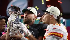 Печалба от 14 799 900%: "Вождовете" са най-добрата инвестиция на милиардери + ВИДЕО