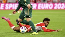 Карък: Коман е смазан психически, ще спира с футбола