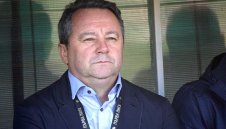 Славиша Стоянович лично търси играчи за Левски