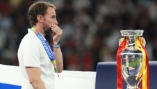 Смешно или нестандартно? ФА търси заместник на Саутгейт с обява в интернет