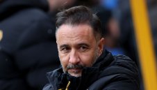 Вълците изгониха мениджъра си 45 дни, след като преподписа