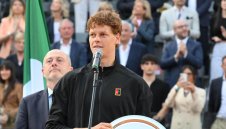 Синер се готви за враждебна публика на "Ролан Гарос"