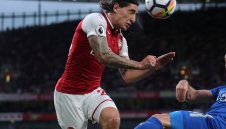 Бейерин се молил на Венгер да го пусне на "Ноу Камп"