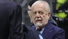 Обиди и блъскане: Брутален скандал с Наполи преди мача с Барса