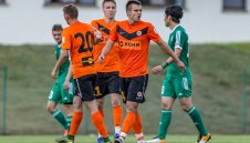 Съперникът на Славия с трудна победа