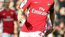 Сандро Росел се среща с Венгер в ЮАР, двамата ще преговарят за Сеск