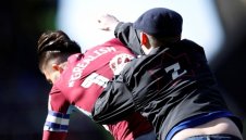 Зад решетките: Фенът-побойник от Бирмингам ще лежи в затвора 14 седмици