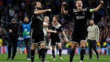 Де Лихт: Играхме по същия начин с Байерн, Реал и Юве