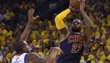 44 точки на ЛеБрон не стигнаха на Кливланд