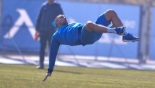 Валери Божинов отново го направи, опъна и "Царете"