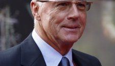 Кайзер Франц: Глупави англичани