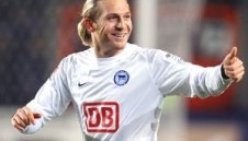 Херта пропусна да излезе начело