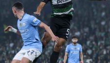 Манчестър Сити "връзва" Фил Фодън 