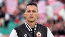 Янев беснее: Това е брутална дузпа за ЦСКА!