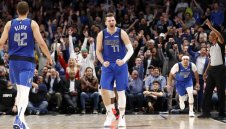 Дончич пак блести с трипъл-дабъл при победа на Далас