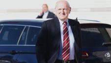 Касабов каза дали остава в БФС