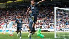 Варди пак ще къса мрежи за Лестър