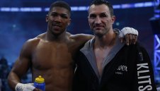 Кличко още се чуди дали иска реванш от Джошуа