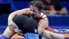 Шампионката Дудова мечтае за олимпийския връх