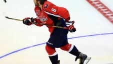 Овечкин изравни рекорд на легендата Уейн Грецки