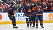 Eдмънтън помете Кралете, за да изравни в плейофите на НХЛ