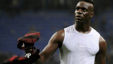 На "Анфийлд" няма отърване от Балотели