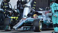 В Мерцедес не се успокояват от победите