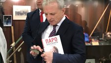 Гриша Ганчев защити Левски и обвини Лудогорец в "капариране на титли" + ВИДЕО