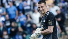 Пламен Андреев отново става титуляр за Левски