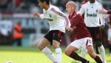Милан изкопчи 1:0 от Торино